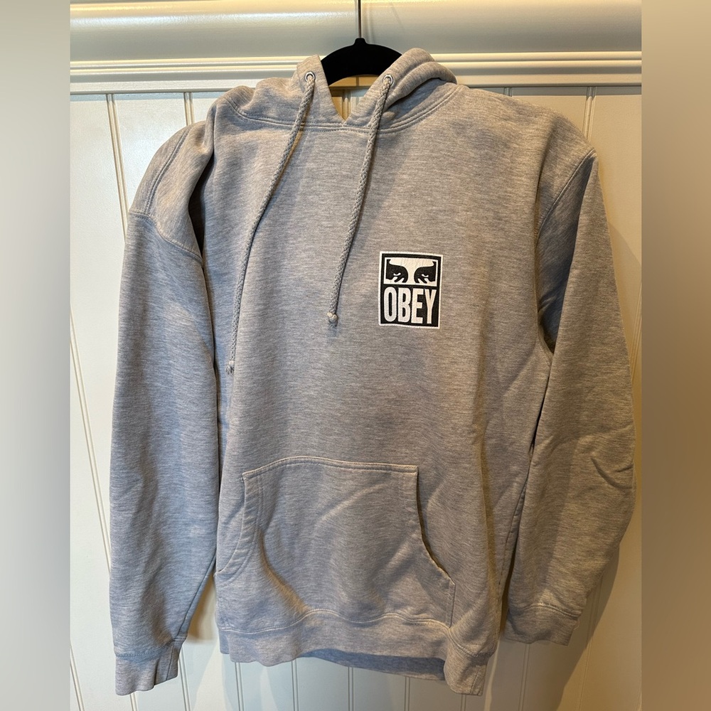 OBEY Men’s Size Small Grey White & Black Hoodie